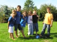 (2006-09) Amaury fete 7 ans avec ses copains